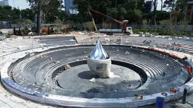 Nhạc nước tại đài tưởng niệm nạn nhân Covid-19 tại TPHCM - SunGroup