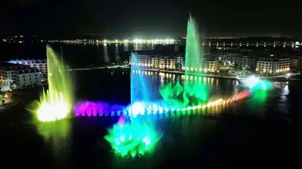 Nhạc Nước Trên Hồ: Xu Hướng Làm Đẹp Cảnh Quan Đô Thị Bằng Công Nghệ Nước – Ánh Sáng