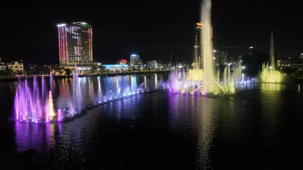 Halo Bay Show - Điểm đến mới bên vịnh di sản và dấu ấn thi công của NPT Nhạc Nước Pro