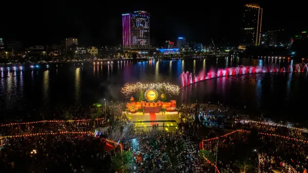 Lịch biểu diễn nhạc nước HaLo Bay Show Hạ Long mới nhất mùa hè 2026