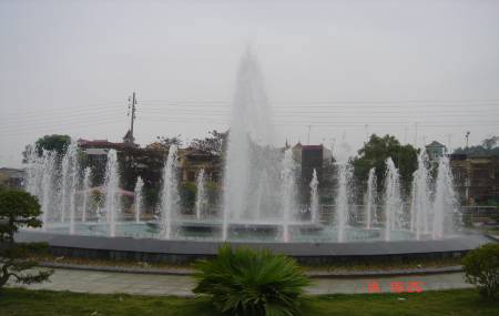 Đài phun nước tại sân vận động TP Việt Trì