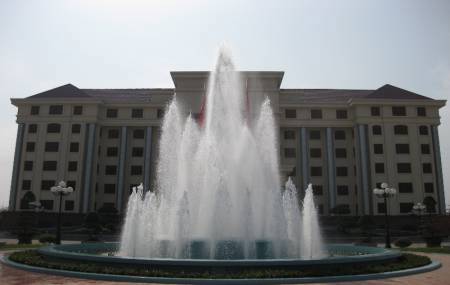 Đài phun nước tại Tỉnh Ủy Ninh Bình