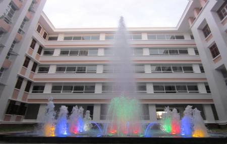 Đài phun nước tại UBND Tỉnh Quảng Nam