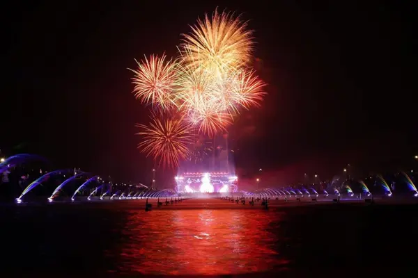 Tại Sao Thi Công Nhạc Nước Nghệ Thuật Là Vũ Khí Bắt Buộc Của Mọi Dự Án BĐS Tỷ Đô?