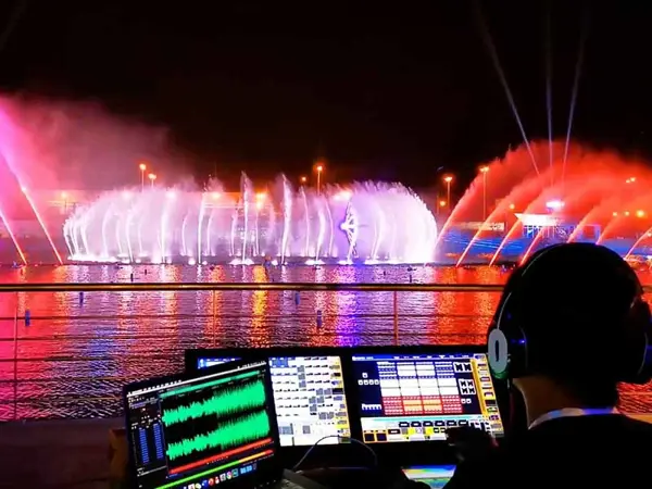 Hệ điều khiển trong thiết kế nhạc nước: Bộ não phía sau show diễn