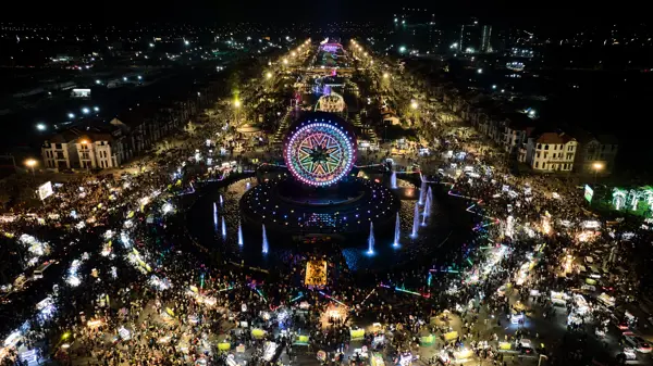 Giỗ tổ Hùng Vương và 30/4 check-in công trình nhạc nước nào? (Phần 2)