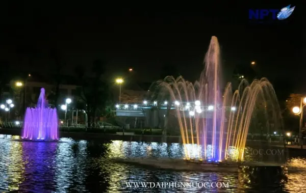 Nhạc nước phao nổi là gì?