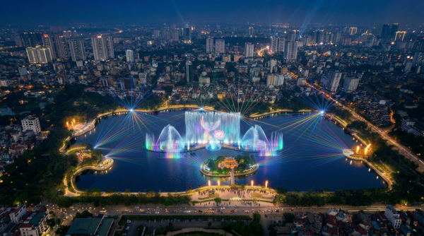 Tại sao công viên Hà Nội về đêm lại 