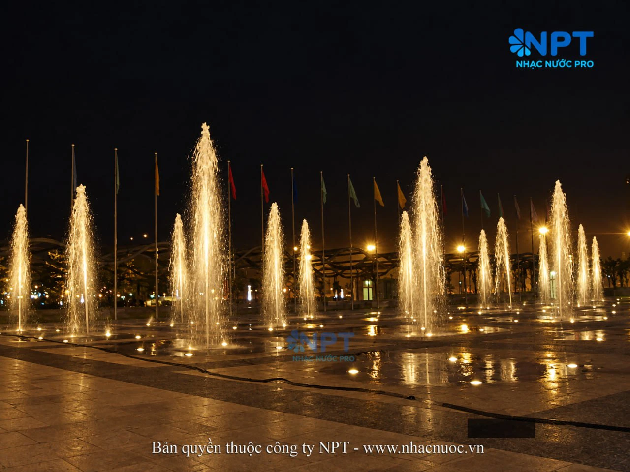 NPT triển khai hạng mục đài phun nước tại Trung tâm Hội nghị Quốc gia phục vụ APEC 2006.