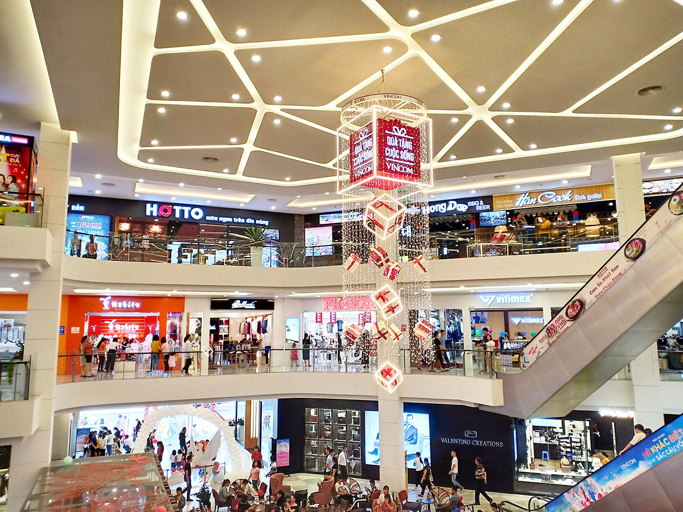 Khu vui chơi trẻ em trong nhà tại các trung tâm thương mại Hạ Long