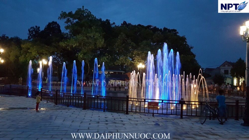 Dải phun đổi màu xanh lam