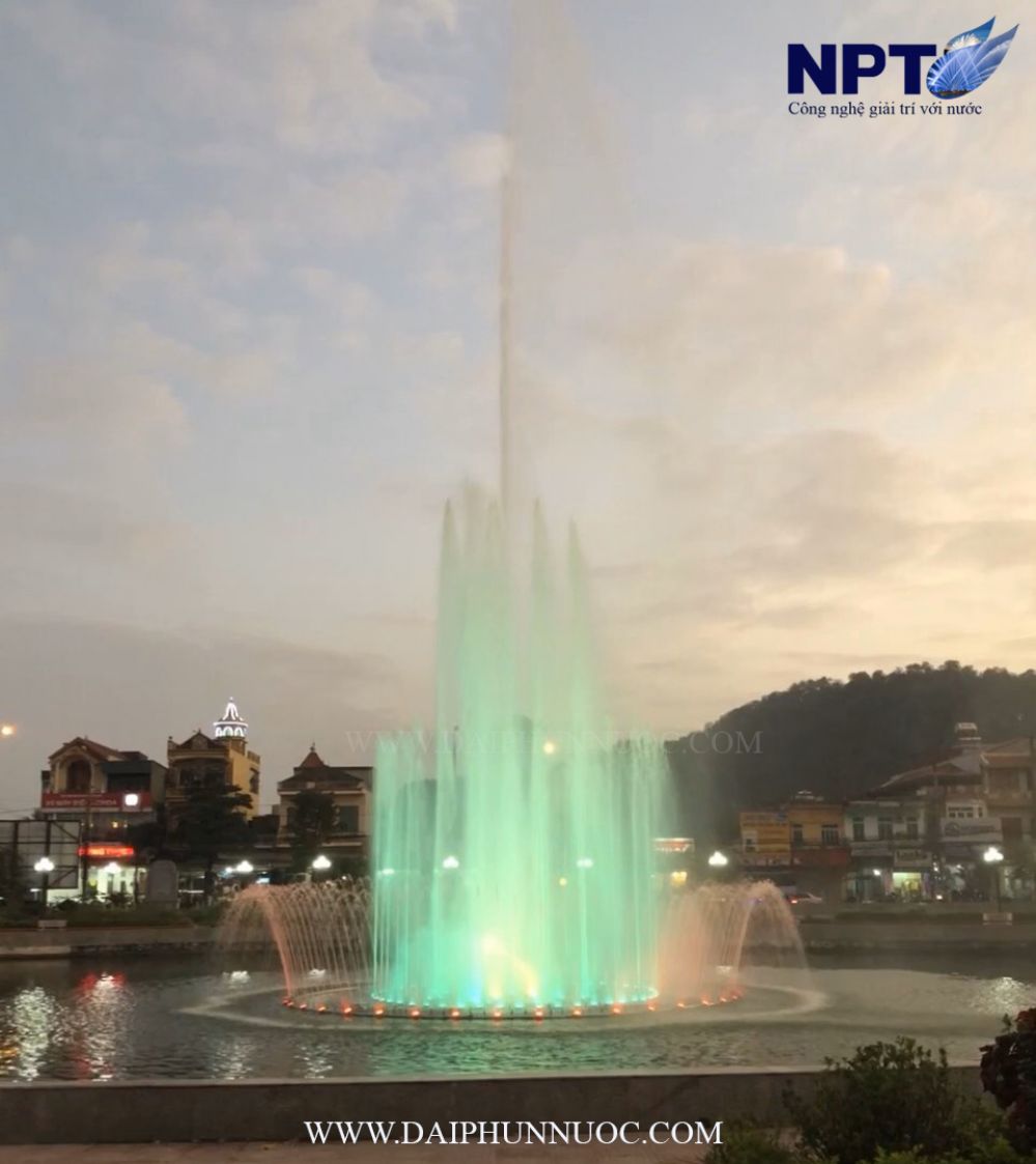 Cột nước trung tâm đài phun UBND huyện Vụ Bản – Nam Định