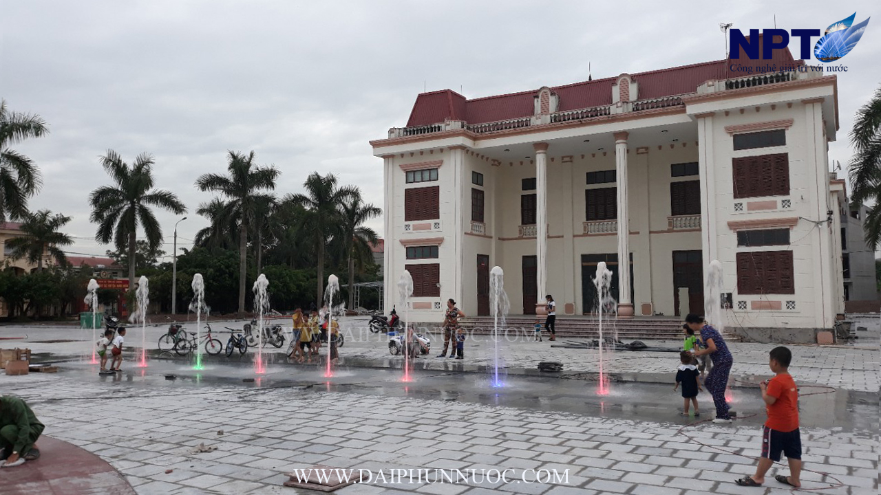 Đài phun nước cạn tại Quảng trường Kinh Môn – Hải Dương