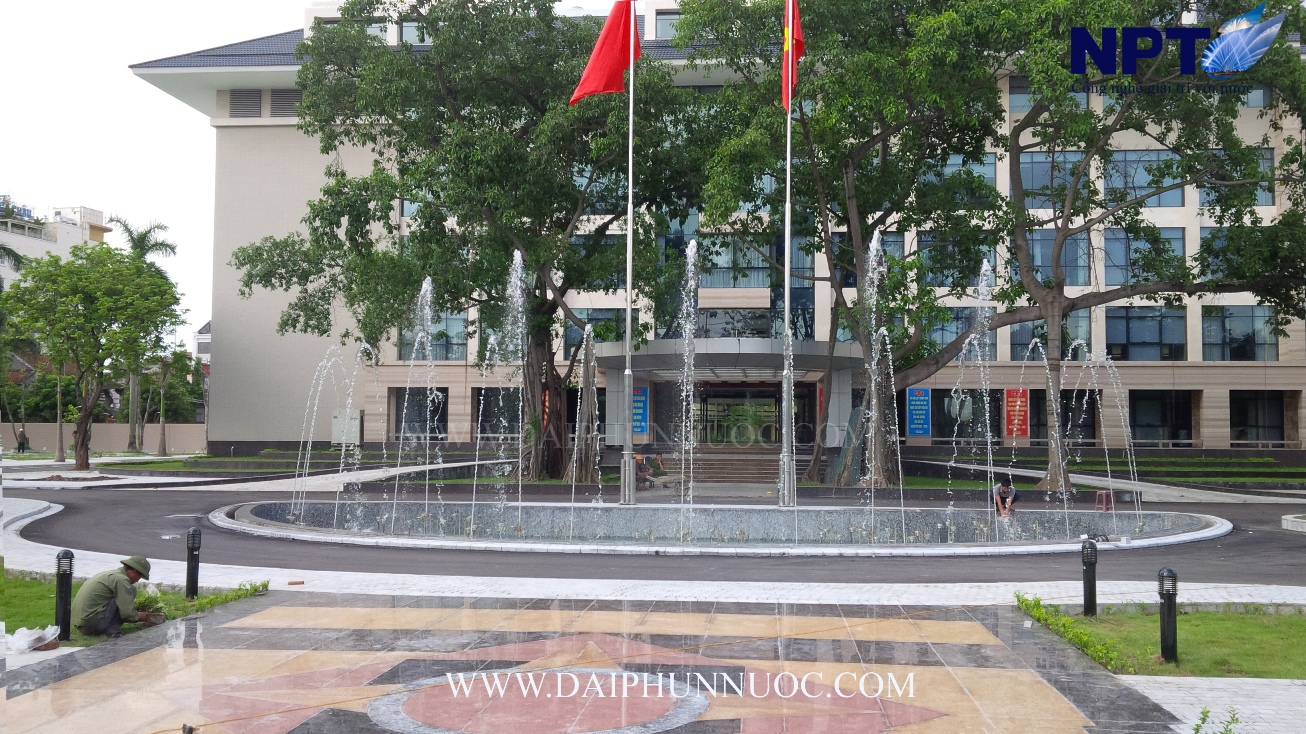 Toàn cảnh hệ thống phun nước đồng tâm tại Tỉnh Ủy Hải Dương