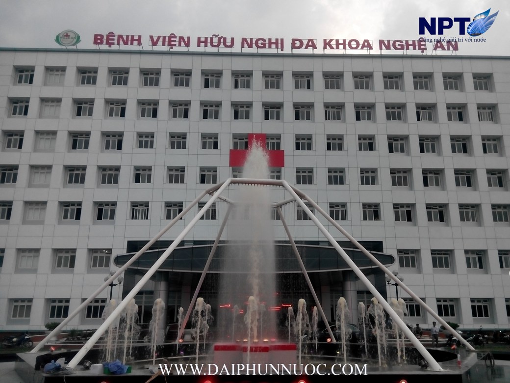 Đài phun nước Bệnh viện Hữu Nghị Nghệ An - góc nhìn bên