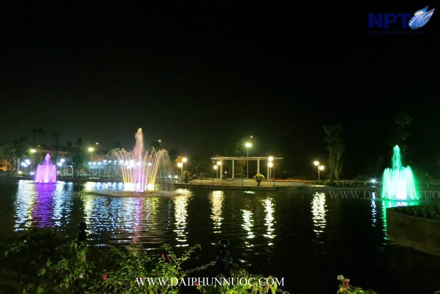 Cận cảnh tia trung tâm 6m và vòng cung bao xanh lục tại Đặng Xá