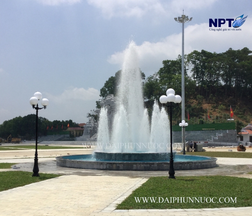 Đài phun nước trung tâm tại tượng đài Nguyễn Tất Thành – Tuyên Quang
