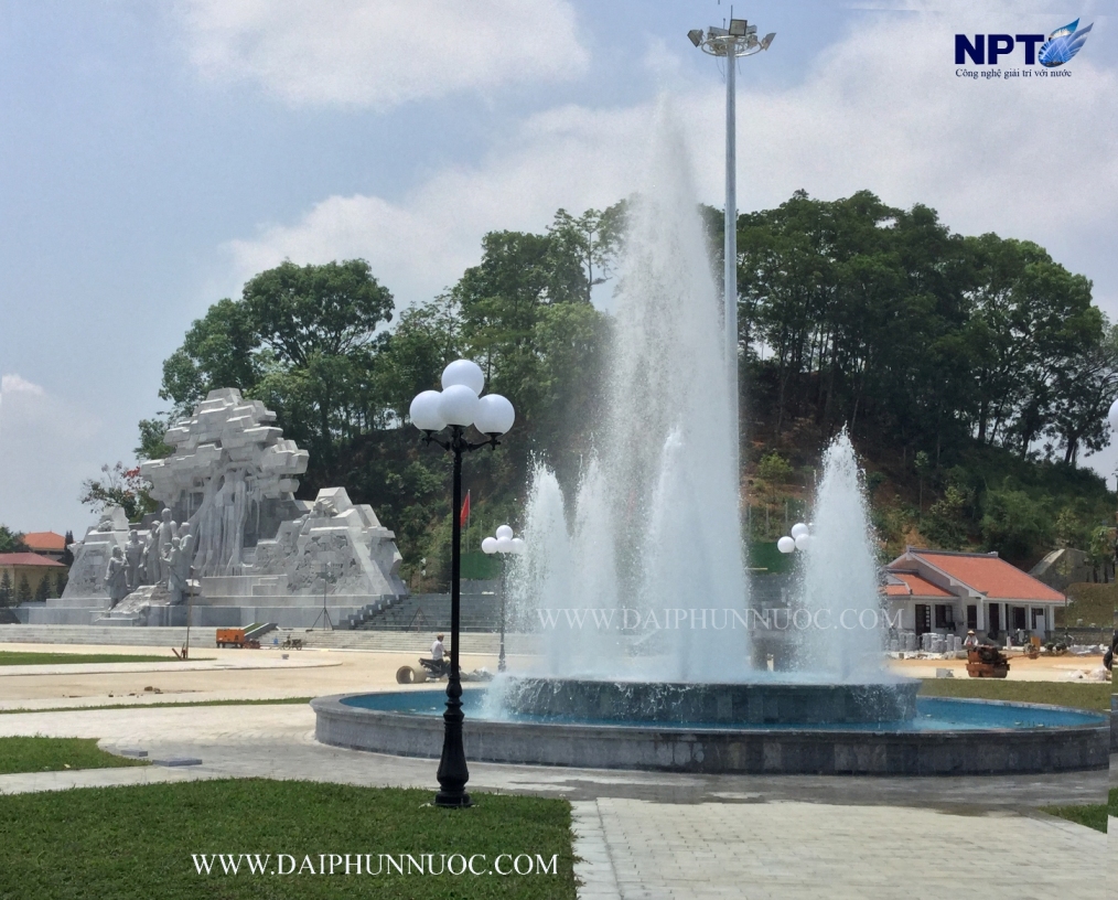 Đài phun nước Nguyễn Tất Thành – Tuyên Quang nhìn nghiêng