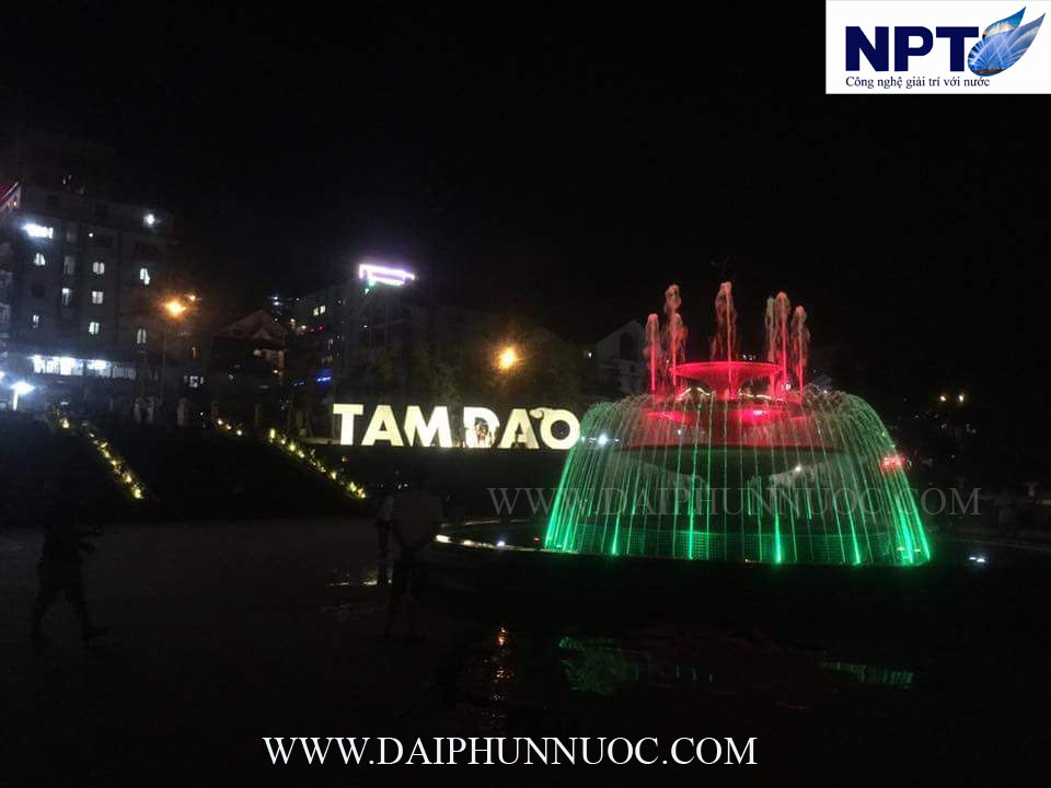 Đài phun nước Tam Đảo – Vĩnh Phúc, nhìn ban đêm