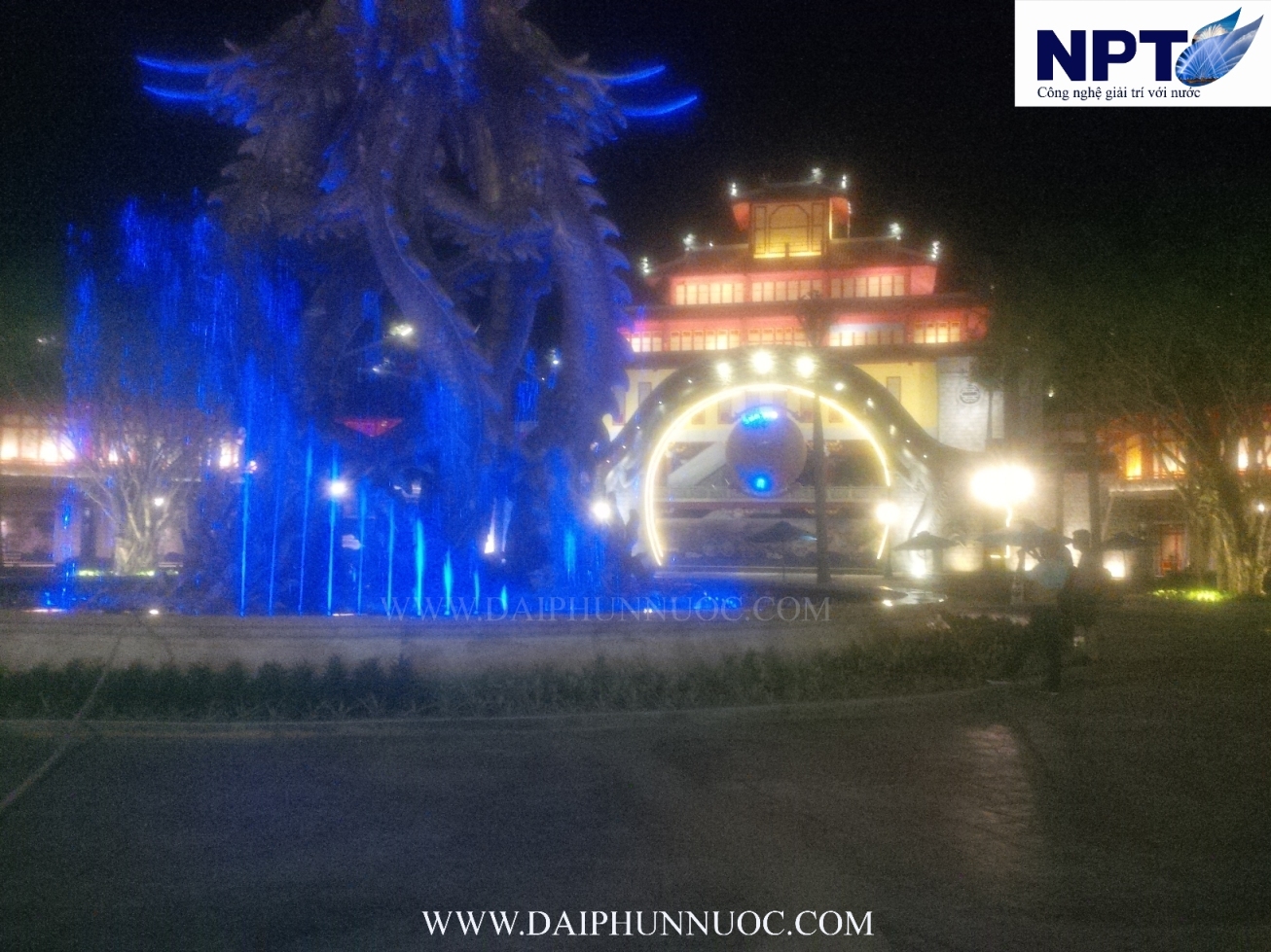Nhạc nước trung tâm – Hạ Long Ocean Park (xanh dương)