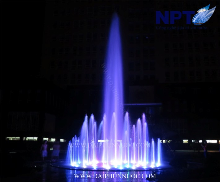 Đài phun nước trung tâm Công an tỉnh Hưng Yên