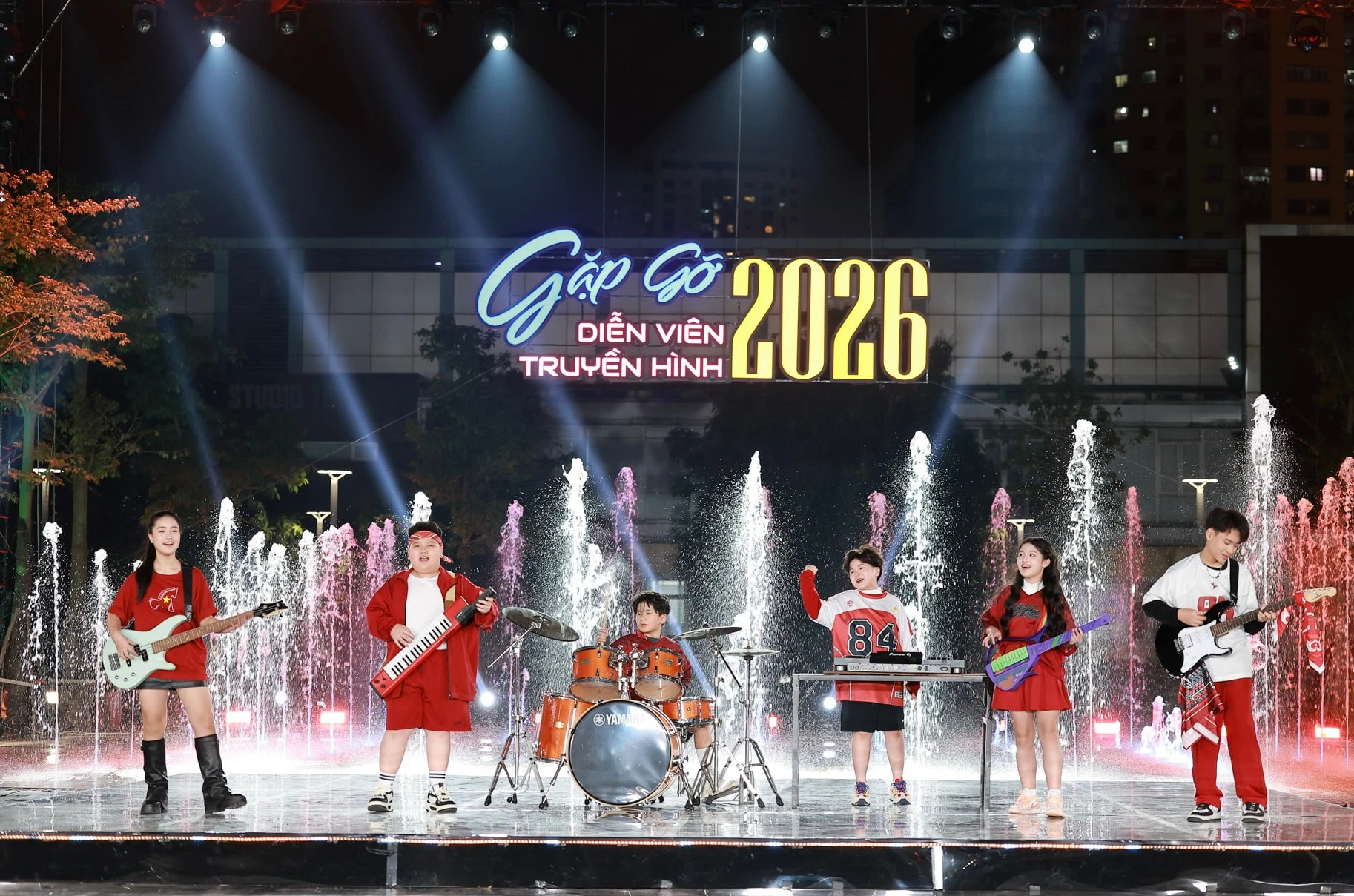 Kỹ thuật triệt tiêu tiếng ồn nhạc nước trong trường quay VTV S1