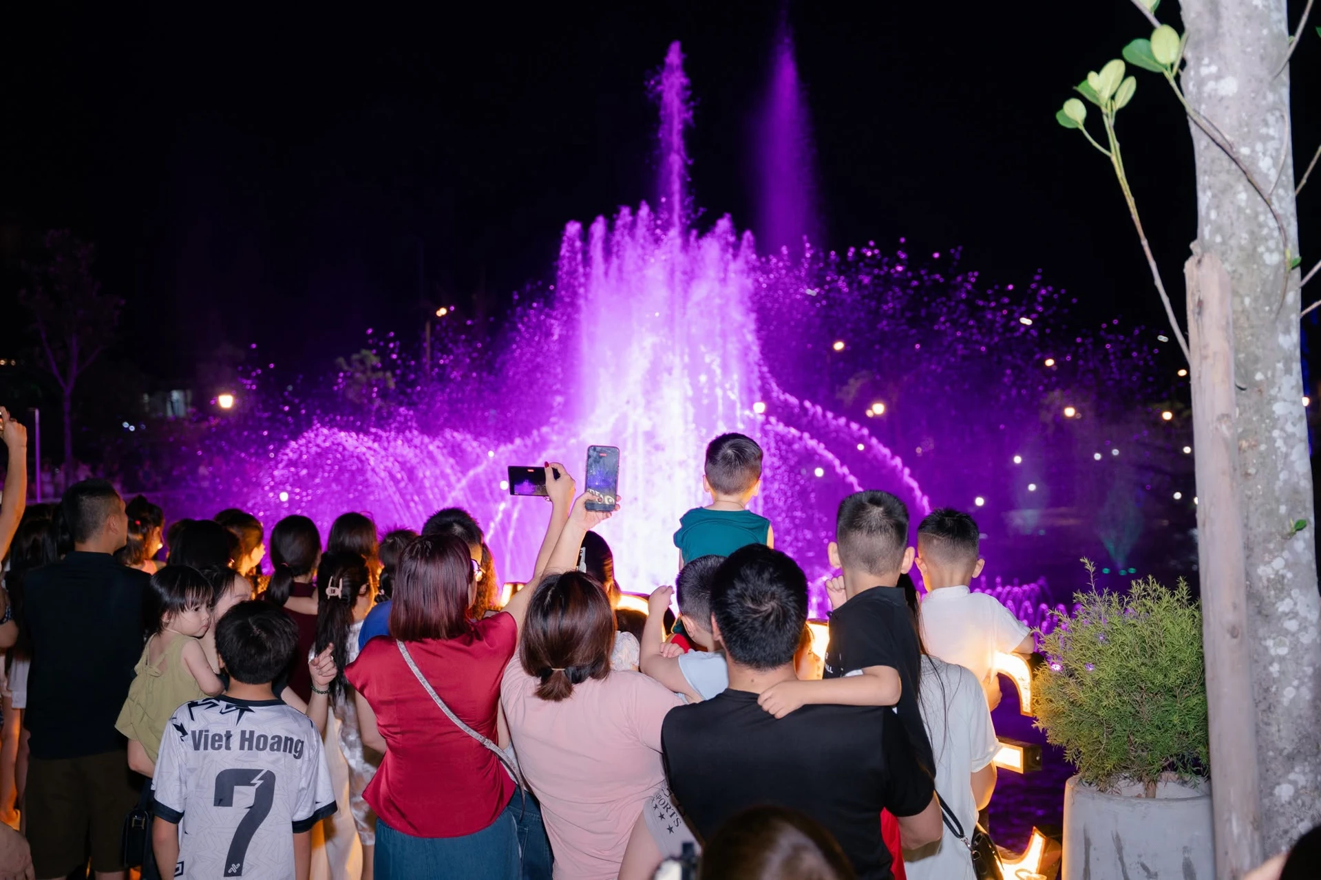 Kinh nghiệm check-in nhạc nước Bến Bắc Riverside Lạng Sơn lung linh về đêm