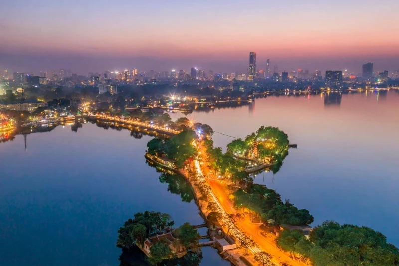 Mặt hồ điều hòa tại Hà Nội cần được đánh thức bằng công nghệ ánh sáng và nhạc nước