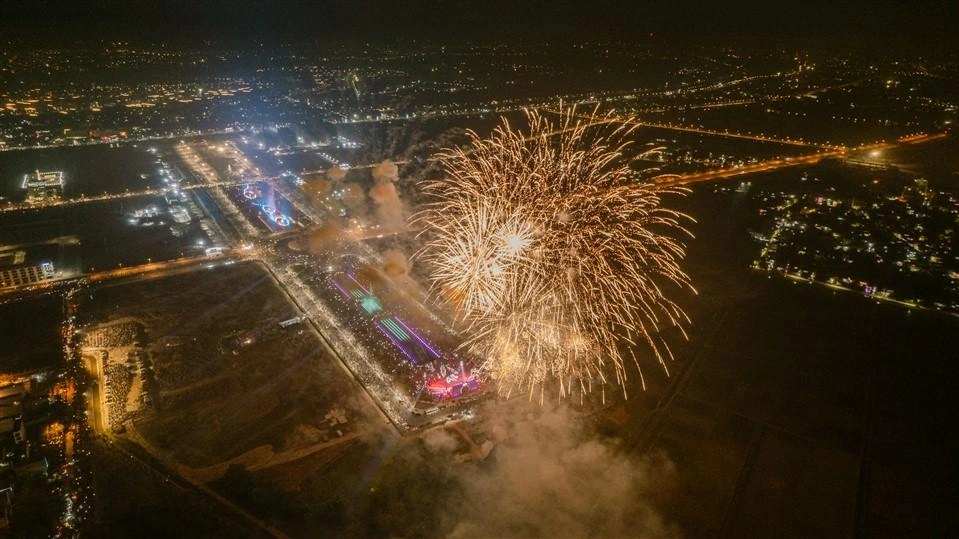 Vì sao hiệu ứng View Premium của nhạc nước nổi trên hồ nâng giá trị của BĐS lân cận?