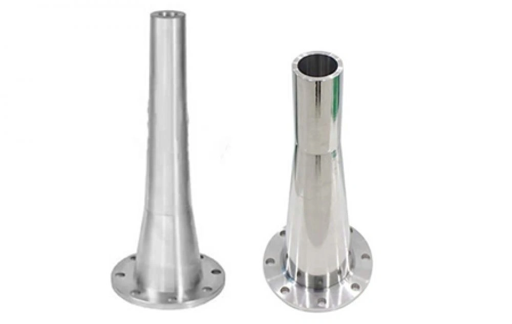 Vòi phun tia nước lớn High Jet tạo cột nước thẳng và điểm nhấn chiều cao