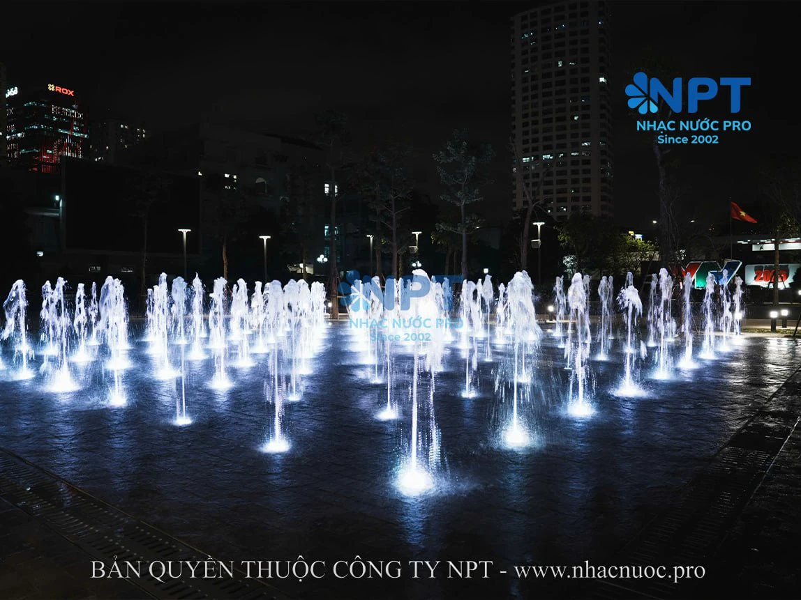 Sân nhạc nước tương tác âm sàn tại Quảng trường Trung tâm Trường quay S1 VTV