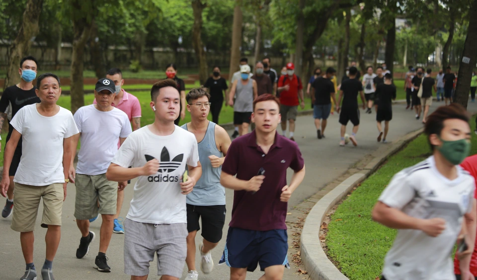 Hệ thống nhạc nước phao nổi hiện đại tại Hồ Bảy Mẫu