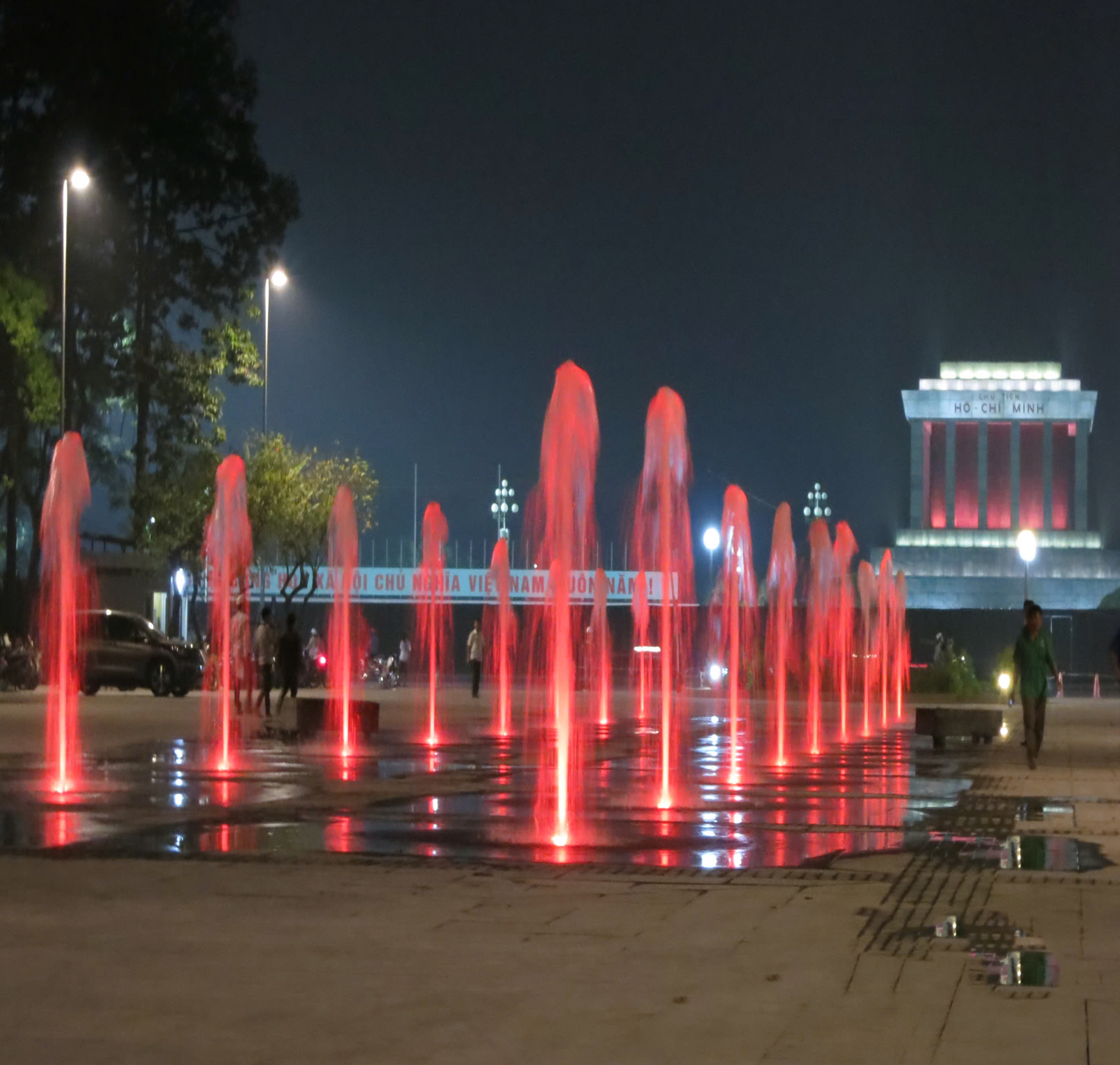 Công trình đài phun nước âm sàn quy mô lớn tại Lăng Bác